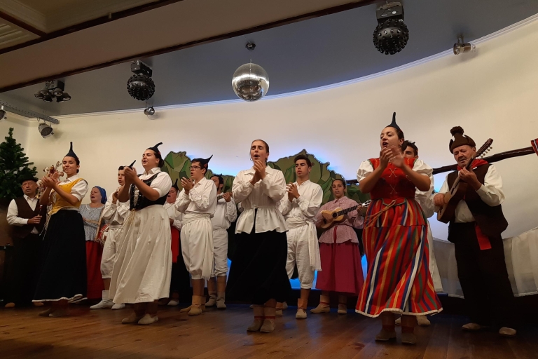Madeira: Traditional Madeiran Dinner & Show Tour with North West Madeira Pickup