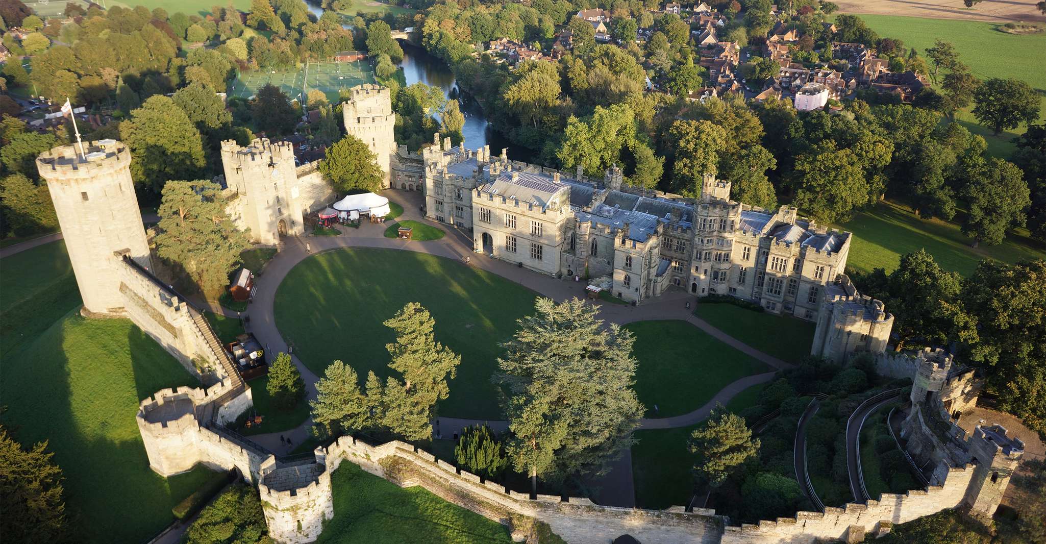 Warwick, Entry Ticket for Warwick Castle - Housity