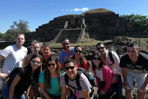 Desde San Salvador: tour arqueológico del patrimonio maya