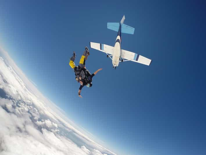 Auckland: Tandem Skydive Experience | GetYourGuide