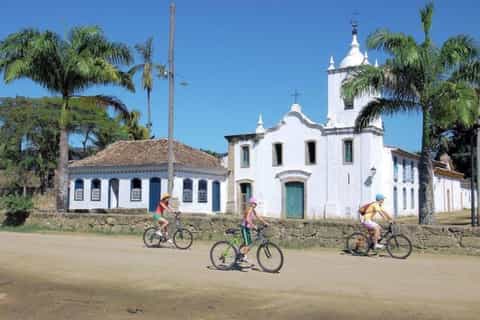 paraty halfday bike rental