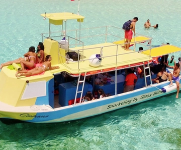 Cozumel: VIP Glass Bottom Boat & Snorkeling 3 Reefs Tour