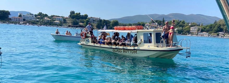 Croisière en bateau de verre pour observer les tortues