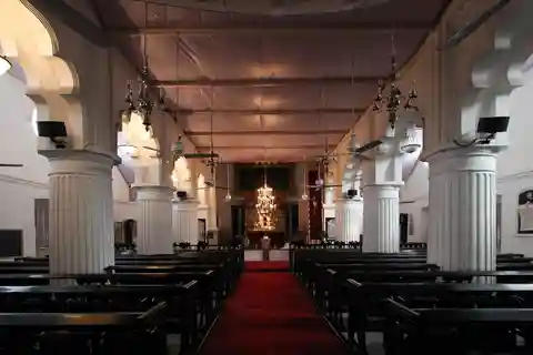 Kolkata Church Walk: Convergence of Different Faiths
