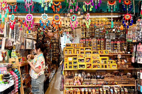 Bangkok: prywatna kolejka i pływający targ z łódkąPrzewodnik po języku niemieckim