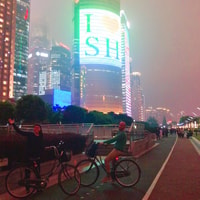 Shanghai Charming Night Petit Groupe Bike Tour - Hizvo