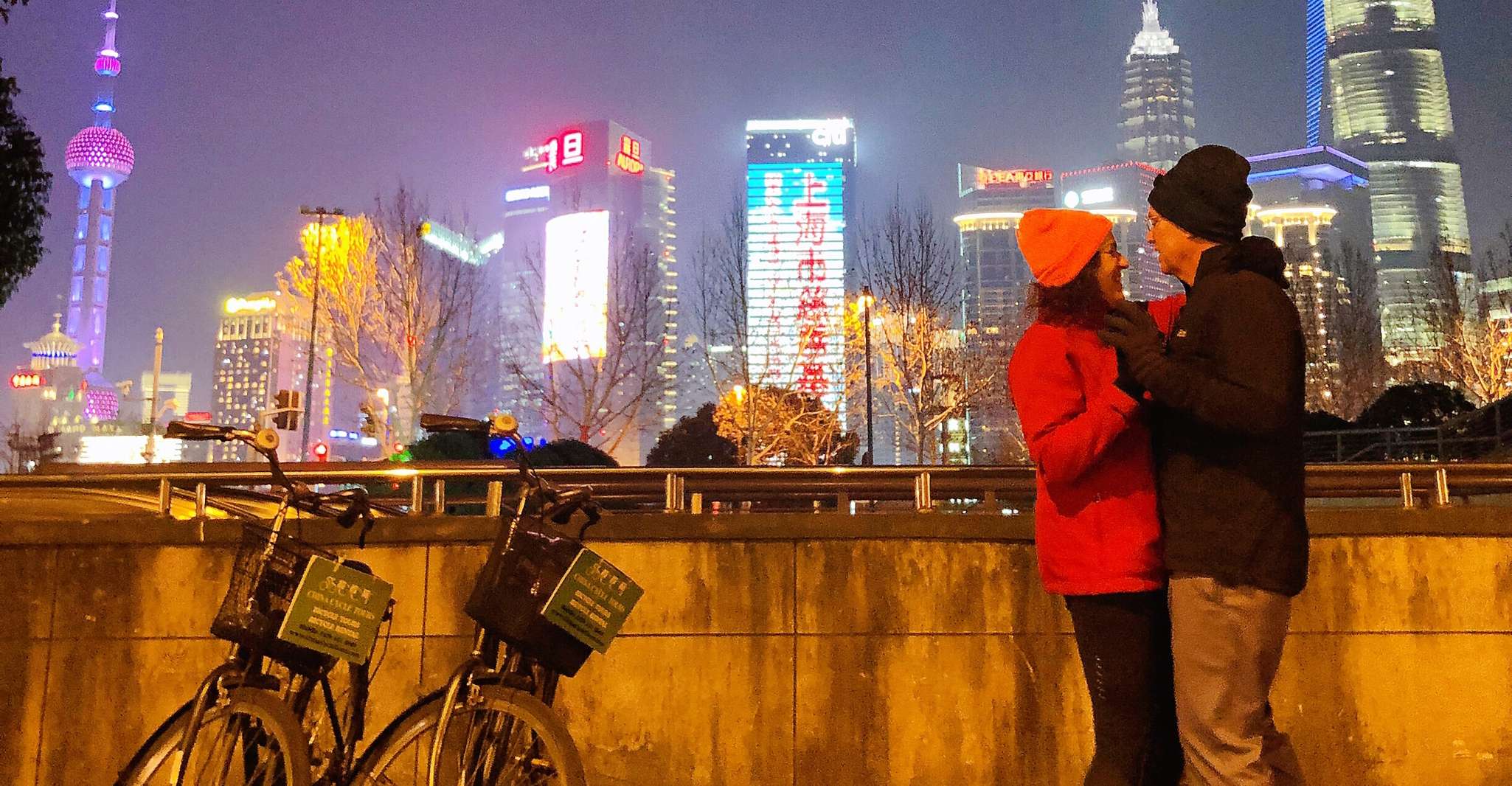 Shanghai Charming Night Small Group Bike Tour photo 3