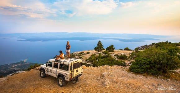 Brač: Inselerkundungstour mit dem Jeep mit Allradantrieb Brač: Inselerkundungstour mit dem Jeep mit Allradantrieb