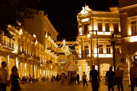 Tour nocturno panorámico de Bakú