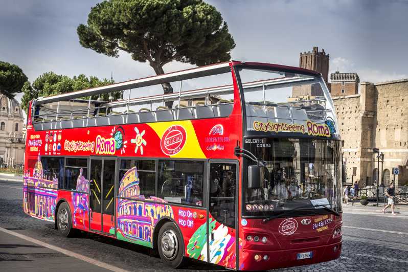 Rome: City Sightseeing hop on, hop off-bus met audiogids