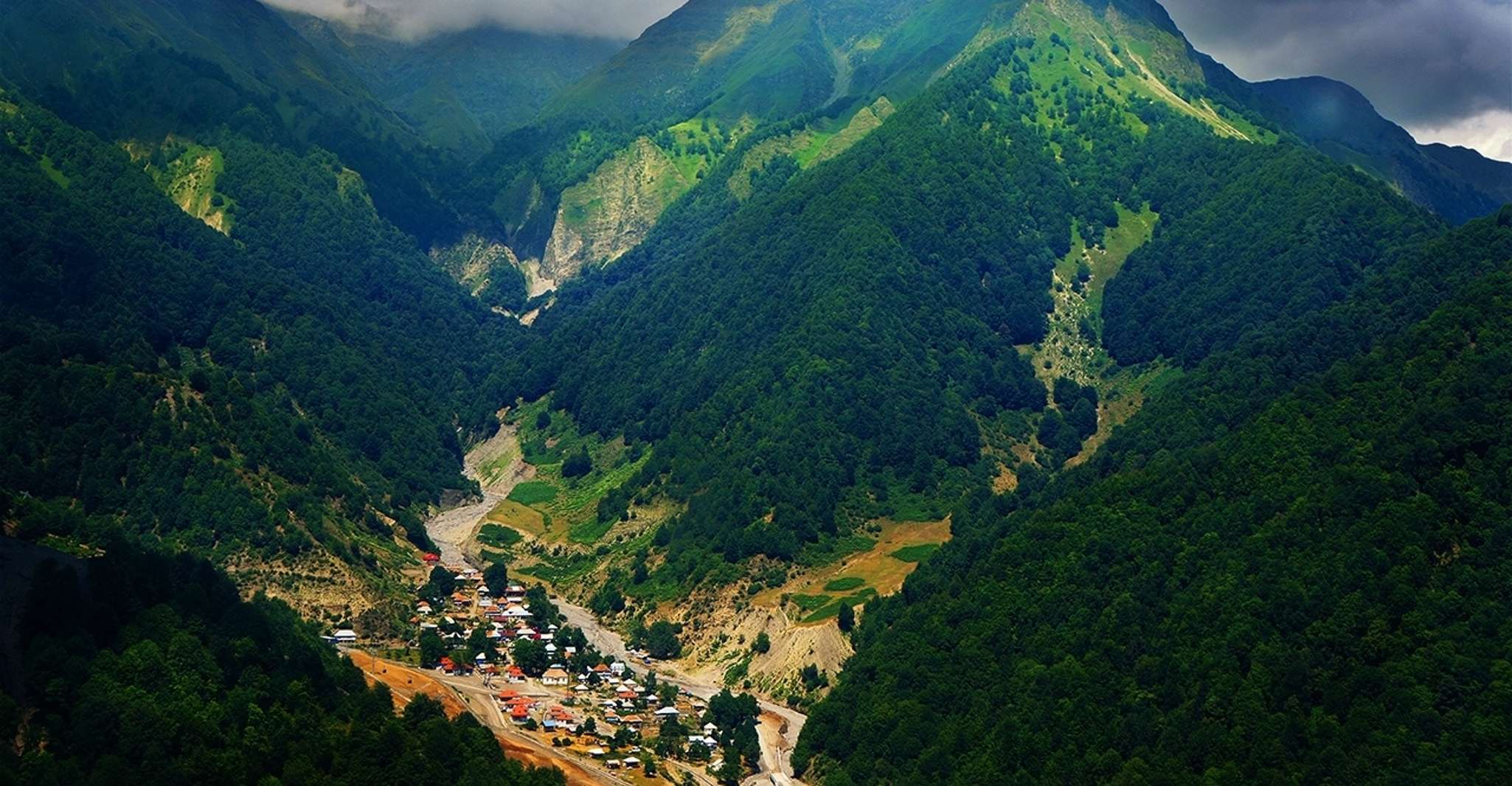 Desde Bakú, Shamakhi y Gabala tour escénico - Hizvo