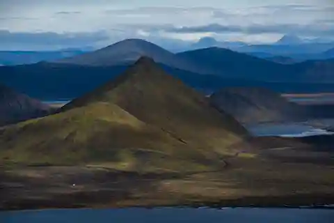 Vanuit Reykjavik: Landmannalaugar dagtour per luxe jeep