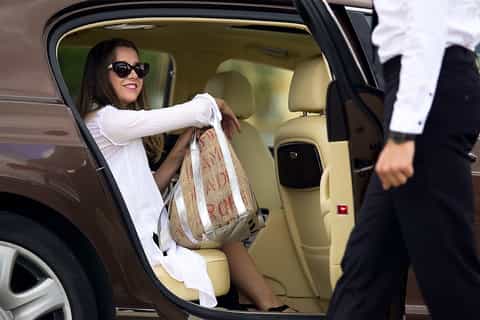 Baku: Private Transfer to/from Heydar Aliyev Airport