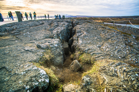 Reykjavik: Private Golden Circle i South Coast Tour