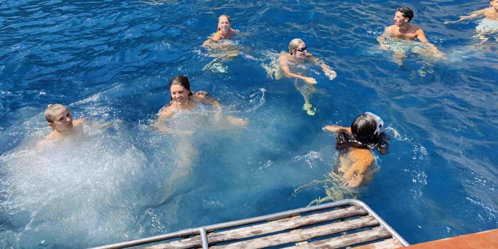 Capri Boat Experience: Faraglioni, Caves, Swim, Limoncello — image 3