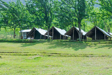 Trekking corto de Chitlang con paseos en bote desde Katmandú