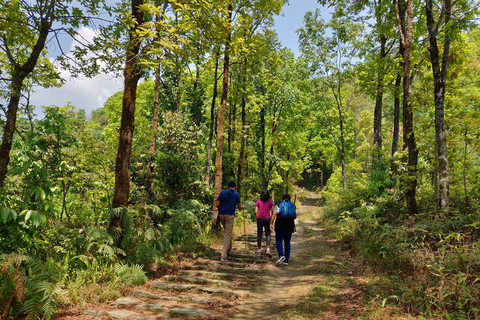 Chitlang korte trekking met varen vanuit Kathmandu