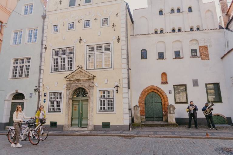 Riga: Recorrido turístico en bicicleta por la arquitectura y los barrios
