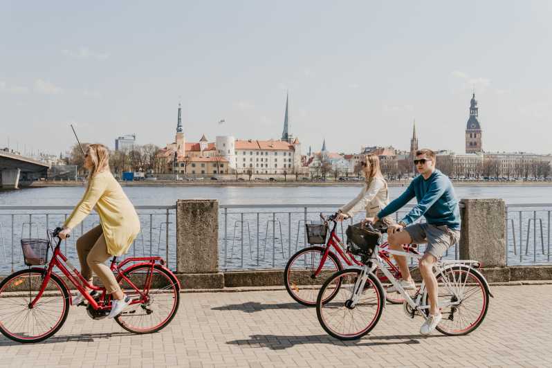 Riga: Architektur und Stadtteile Fahrrad-Sightseeing-Tour
