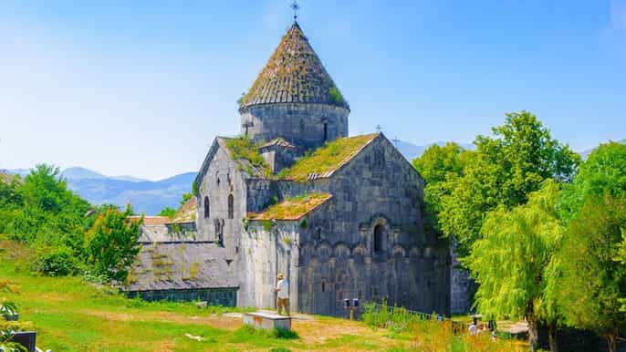 armenia private tour to haghpat and sanahin monasteries