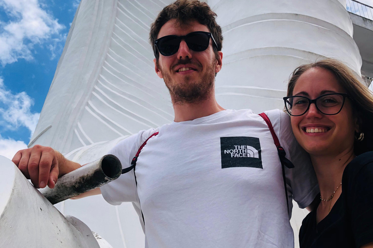 Kandy: Tuk-Tuk Tour with Market Visit and Workshop