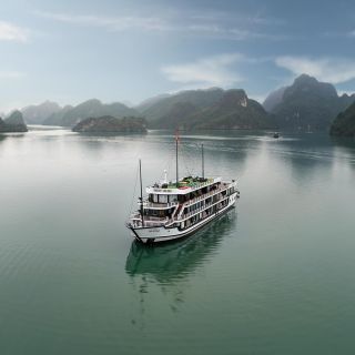 Ha Long - Lan Ha Bay: 3-daagse tour op 5-sterrencruise