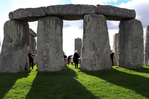 Från London: Stonehenge, Bath och Lacock i soluppgångenFrån London: till Stonehenge, Bath, &amp; Lacock i soluppgången