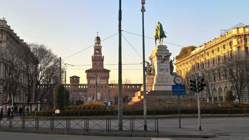 From Cannobio: Day Trip to Milan