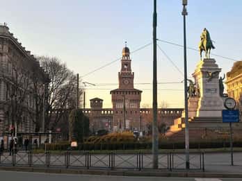 From Cannobio: Day Trip to Milan