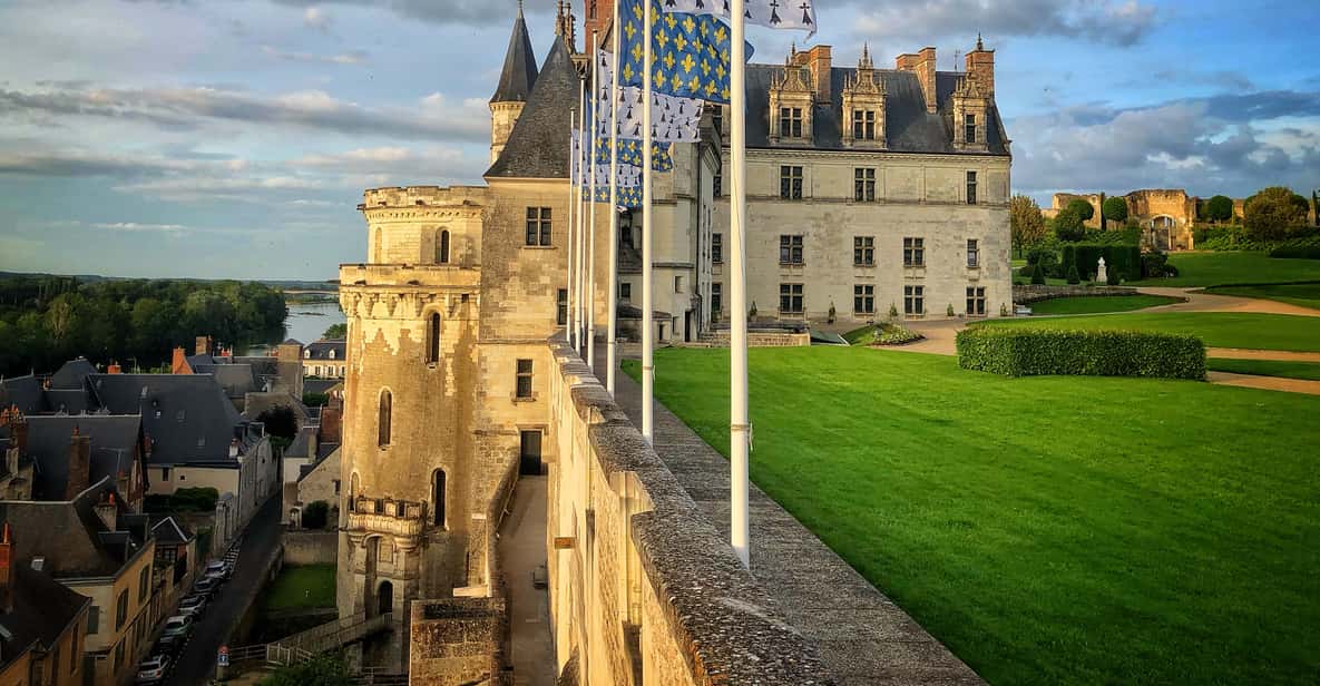 Loire Valley: Château Royal d'Amboise Entrance Ticket