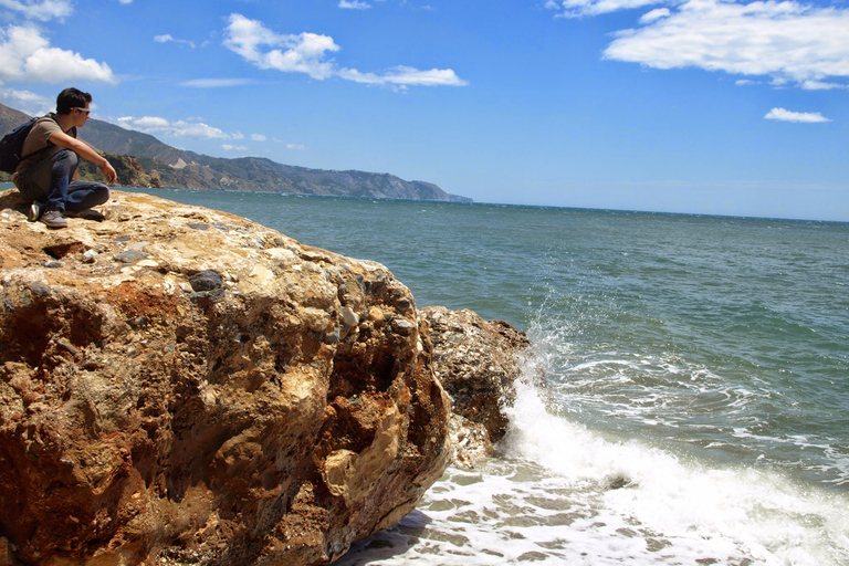 Ab Málaga: Nerja-Höhle ohne Anstehen & Frigiliana