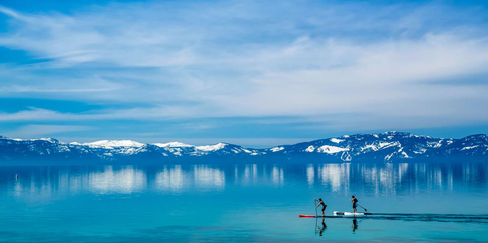 Lago Tahoe: Alquiler de tablas de surf de remo en la costa norte |  GetYourGuide, image size:1585x792