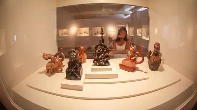 tour al museo larco en lima