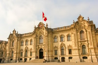 City Tour With Demonstration & Tasting of Pisco Sour - Housity