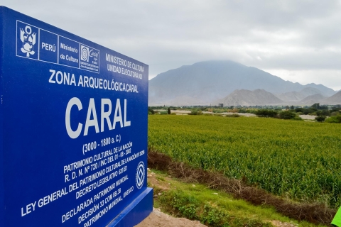 Lima : Excursion privée d'une journée à Caral avec repasLima : Excursion privée d'une journée complète à Caral avec repas