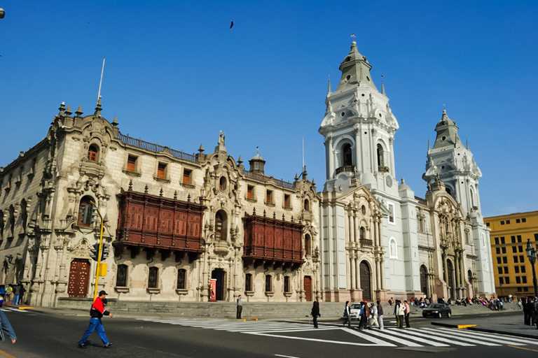 Lima: tour privato del centro storico, Miraflores e catacombeTour del centro storico, delle catacombe e di Miraflores