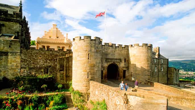 loch lomond trossachs stirling castle tour from edinburgh