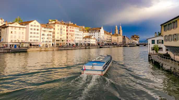 zúrich recorrido a pie de 15 horas incl. paseo en bote y funicular