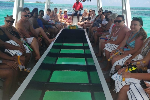 Nassau: barco con fondo de vidrio, bote banana y tour de snorkelNassau: tour en barco con fondo de cristal, barco banana y esnórquel