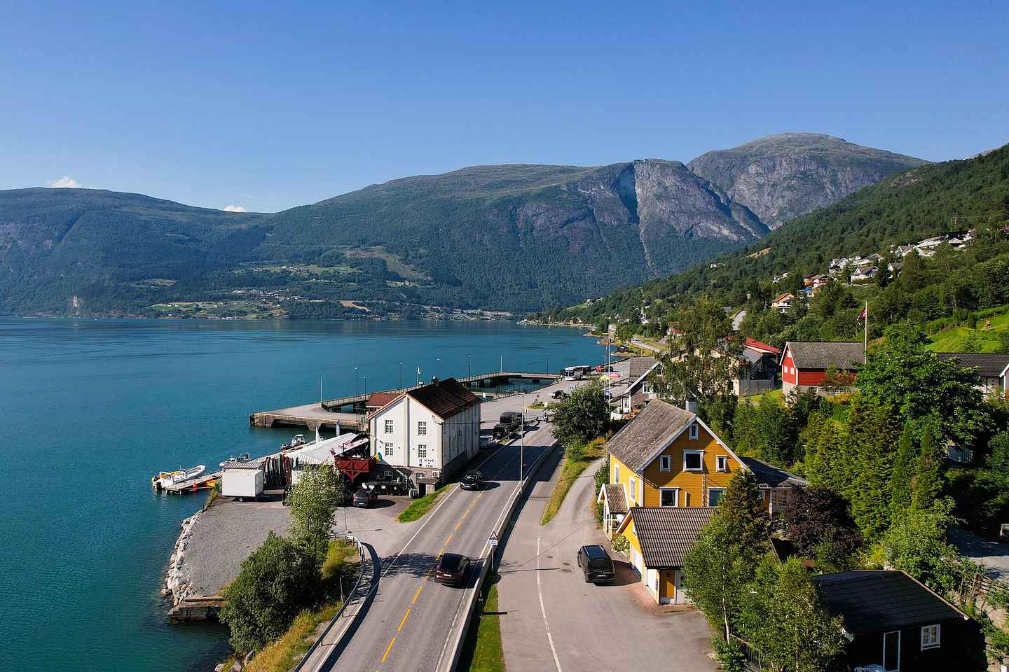 Olden: Kayak nei Fiordi per Principianti con Guida Locale