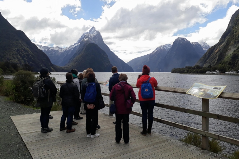 Milford Sound Flight and Cruise Morning Tour