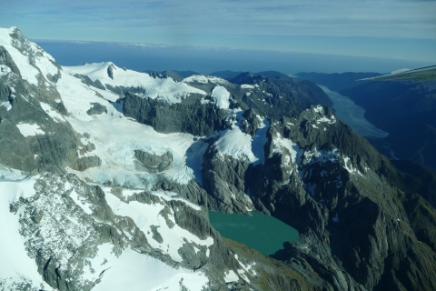 Vol panoramique de Milford Sound et Big 5 Glaciers au départ de Queenstown