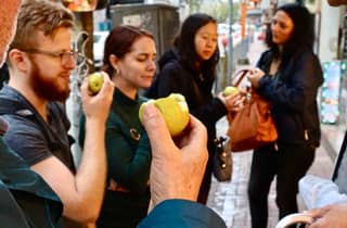 Hongkong: Geheimtipps-Foodtour mit Dim Sum, Gans & 7+ Verkostungen