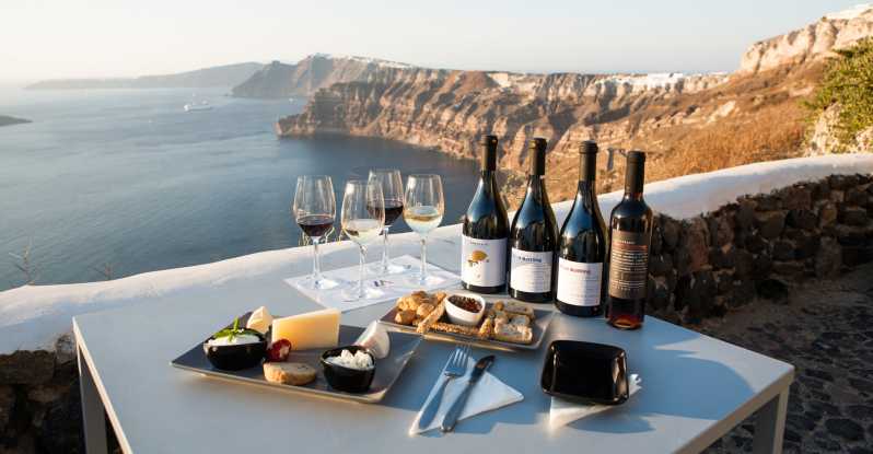 Santorini: Three Wineries and One Brewery Tour with Tastings