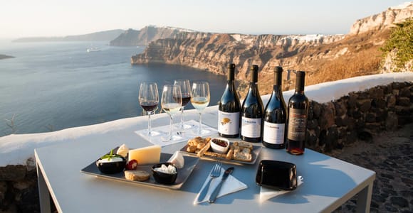 Santorini: Three Wineries and One Brewery Tour with Tastings
