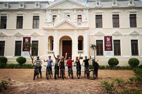 Stellenbosch: historische fietstocht en wijnproeverij