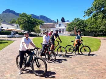 Historical Bike Tour & Wine Tasting