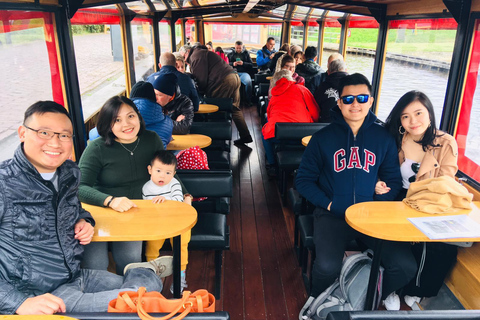 Giethoorn: excursión privada de un día en barco desde Amsterdam