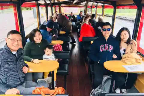 Giethoorn: Excursión de un día en privado con tour en barco desde Ámsterdam