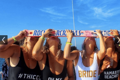 Rockstar Boat Party Cancun - Rejs alkoholowy Cancun (18+)Impreza na łodzi w Cancun dla dorosłych